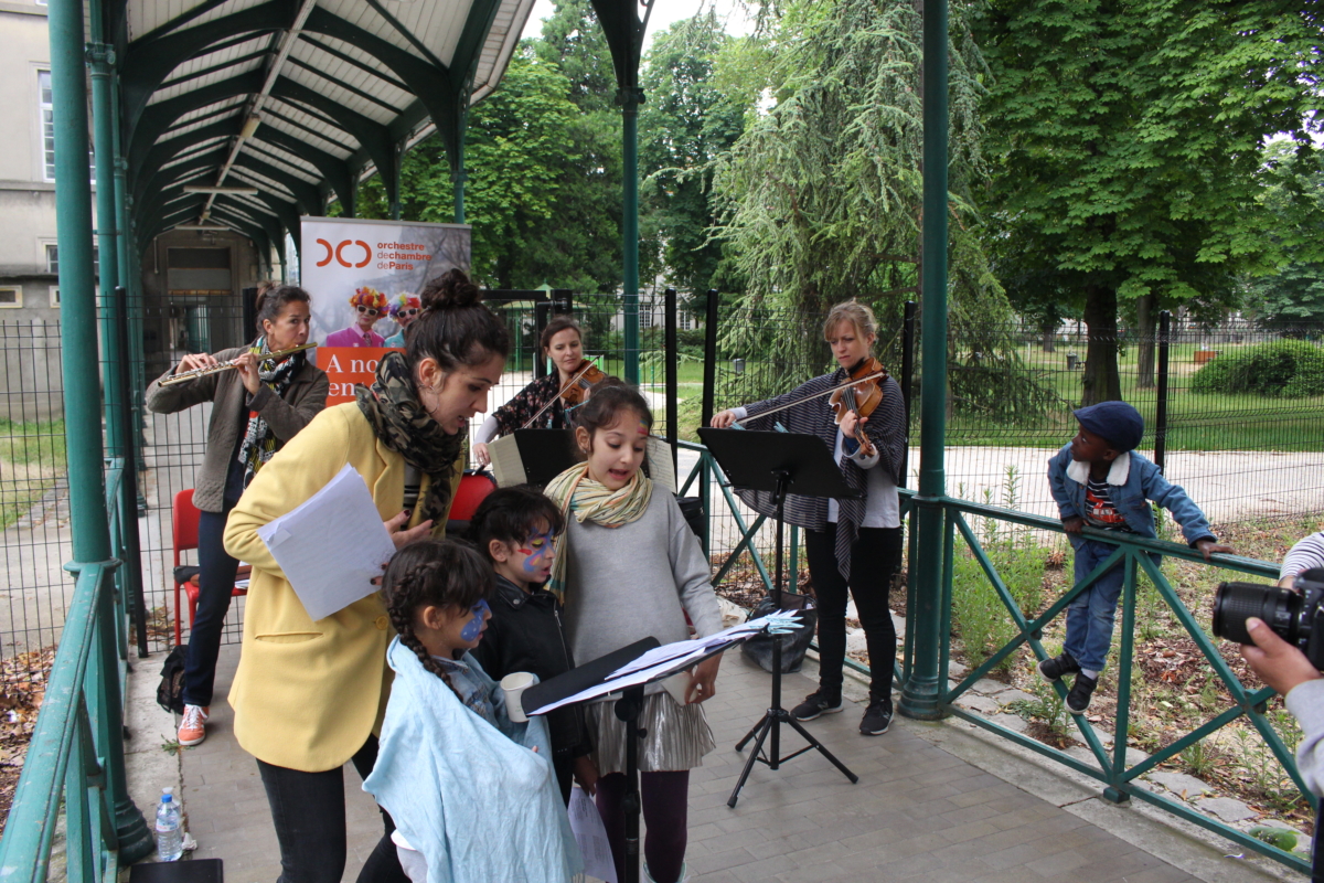 Mini-concerts dans les centres d'hébergement