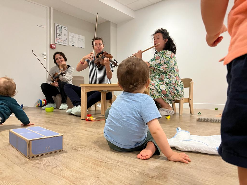 Intervention musicale en crèche © DR